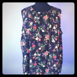 Floral hi-low sleeveless blouse